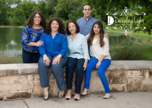 Spring Portrait tips, family portrait sessions at Dazzling Light Photography