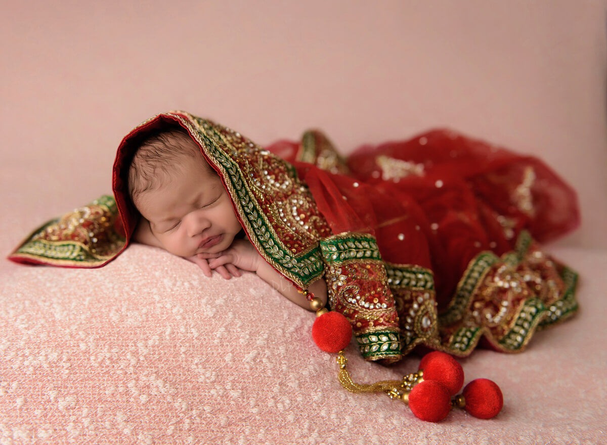 Newborn Photography | Welcome Baby Anika |  Dazzling Light Photography